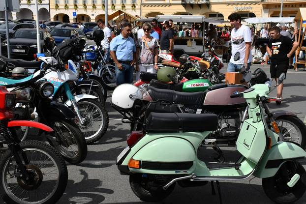 Požega: Čuveni modeli izloženi u sklopu oldtimer manifestacije"Trophy Zlatnom dolinom 2026."