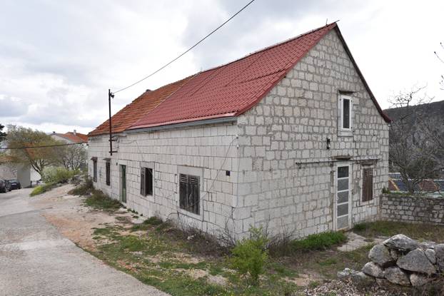 FOTO Pogledajte kako izgleda rodna kuća ikone Mate Parlova
