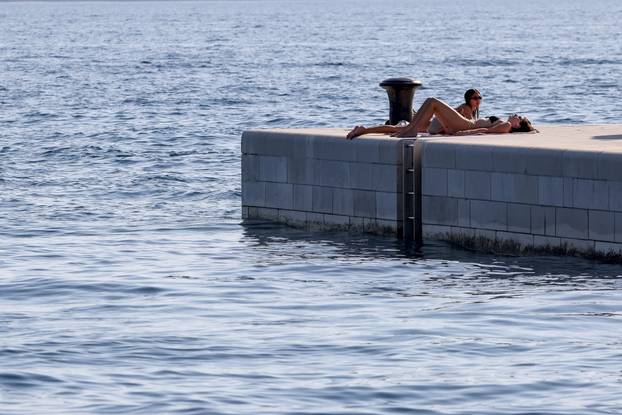 Zadar: Kupanje na rivi