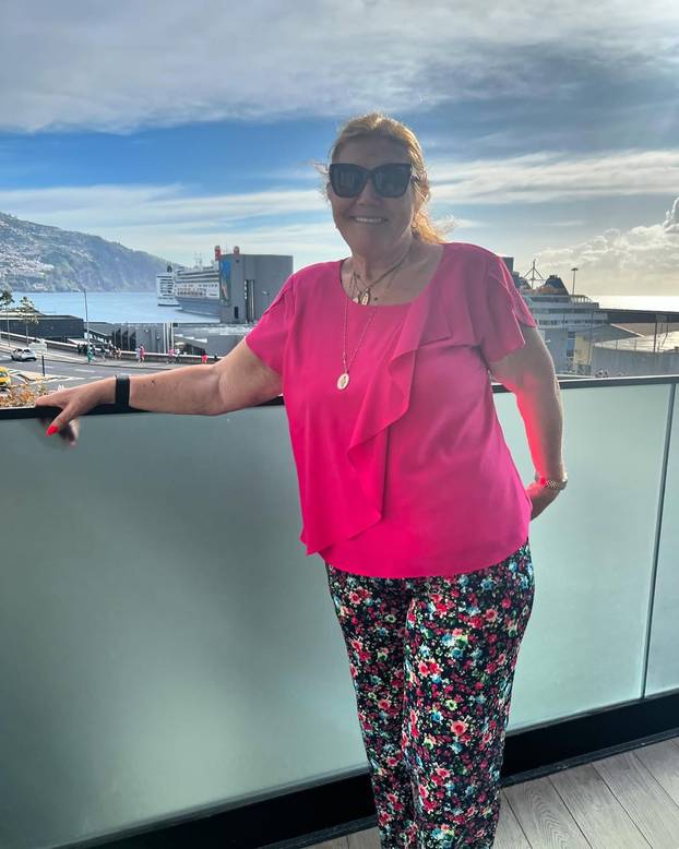 FOTO Mama Cristiana Ronalda nosi komplet od samo 17,99 €