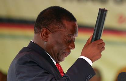 Položio je prisegu: 'Krokodil' postao predsjednik Zimbabvea