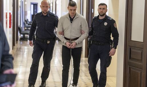Ponovno sude biv&scaron;em policajcu Sma&zcaron;ilu: Nisam je htio ubiti! U sudnici i roditelji ubijene cure