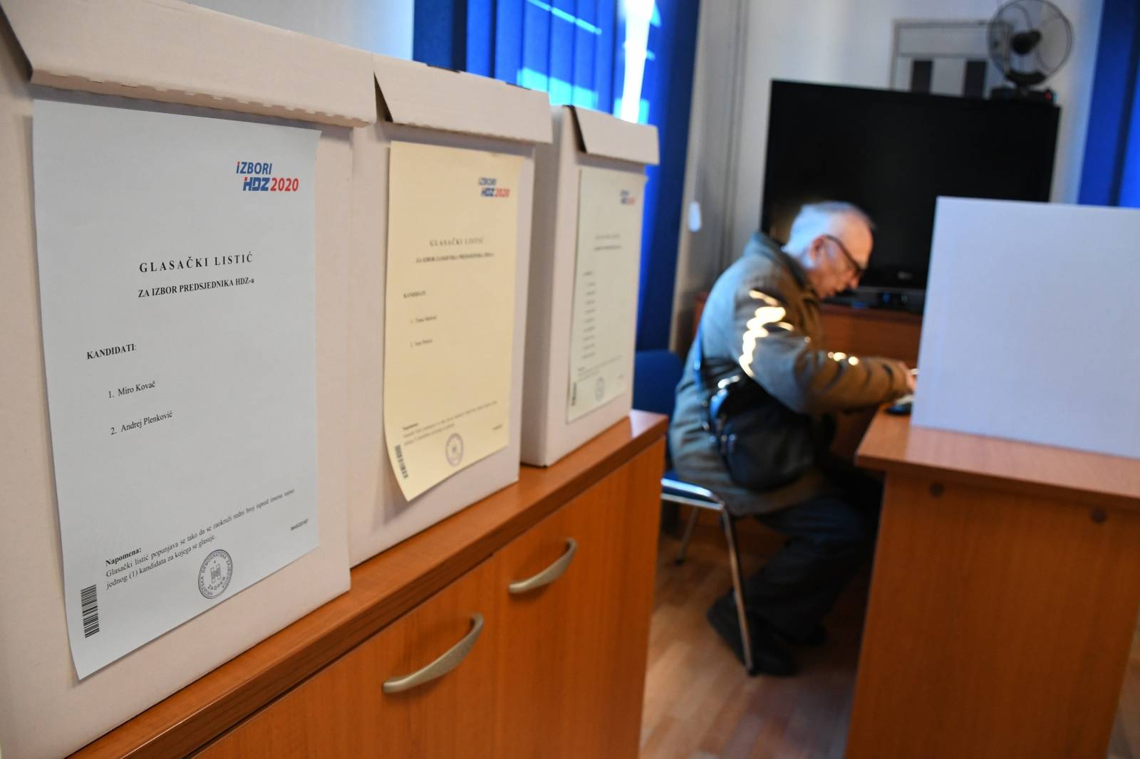 Bjelovar: Dobar odaziv birača na izborima u HDZ-u