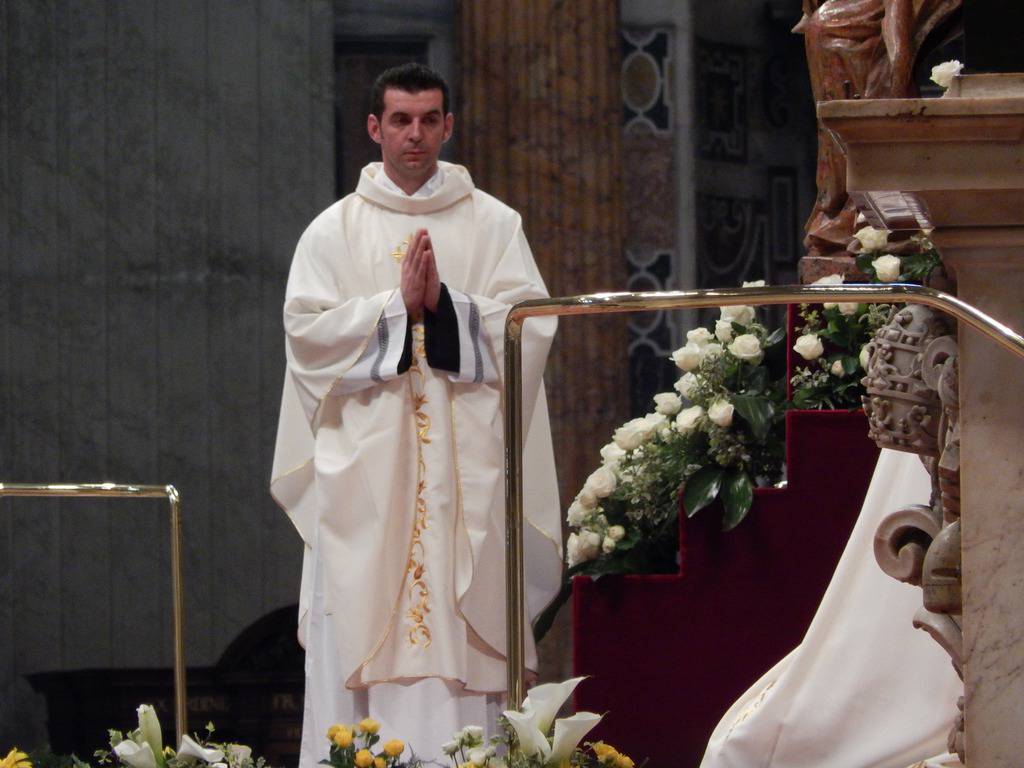 Bio je među 19 izabranih: Papa Franjo u Rimu zaredio Hrvata