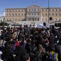 Tisuće radnika u Grčkoj štrajka zbog željezničke nesreće: Vlast je nemarna, nema ulaganja...
