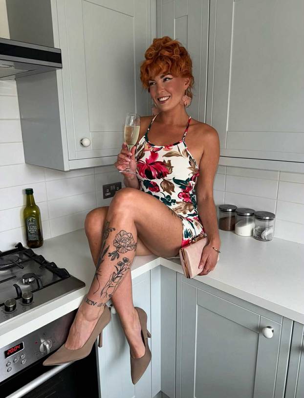 'Radim u industriji za odrasle i želim izaći. Pokažem dovoljno i bez da spavam sa 100 frajera'