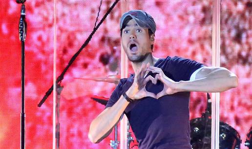 Enrique Iglesias se odrekao  nasljedstva od 750 milijuna kn