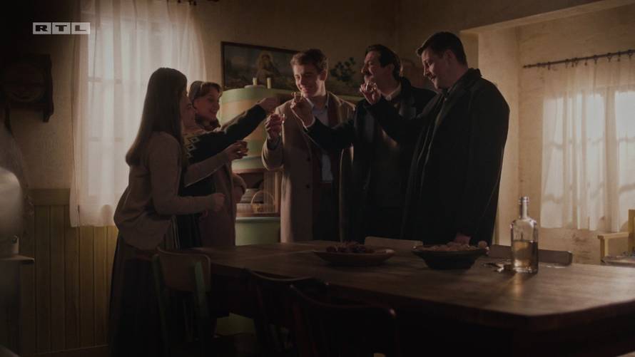 Evo što će biti u Divljim pčelama danas: Zora ima jake mučnine