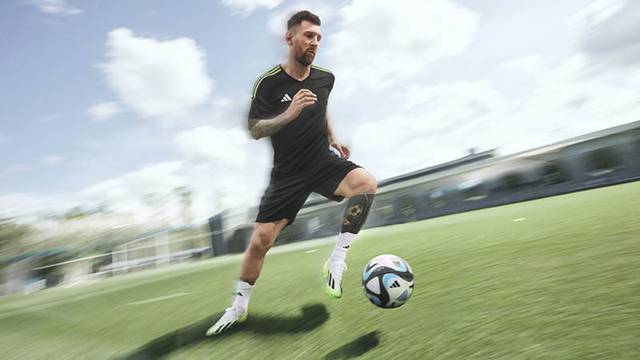 Messi ima šut jačine 145km na sat, no udarac ovog napadača brži je i od malog aviona