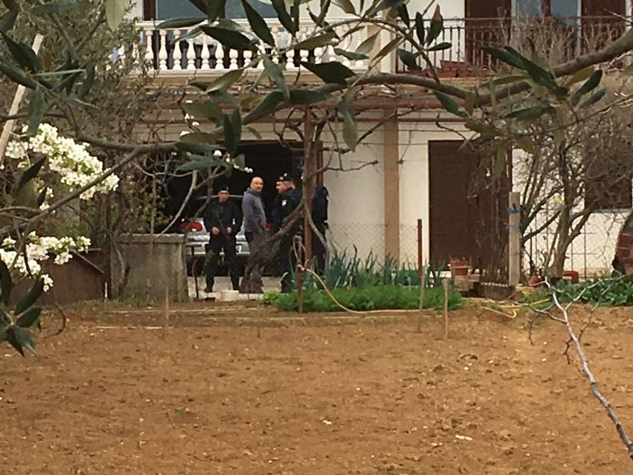 Kraj potrage: Uhićen je mladić osumnjičen za smrt roditelja