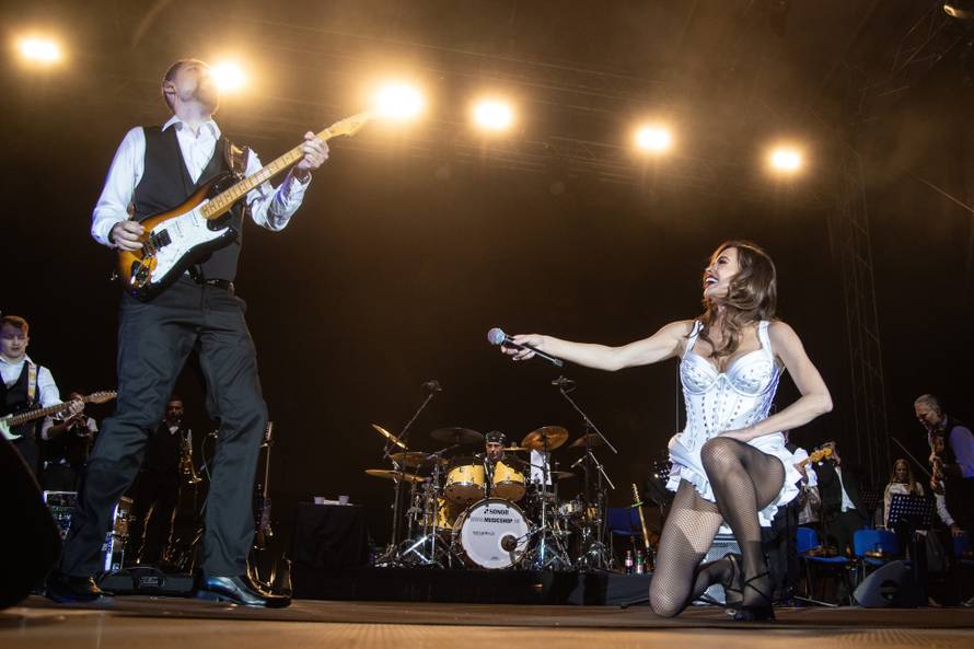 Severina u Opatiji: 'Hrvatska se ne voli dronovima na nebu, već borbom protiv korupcije'