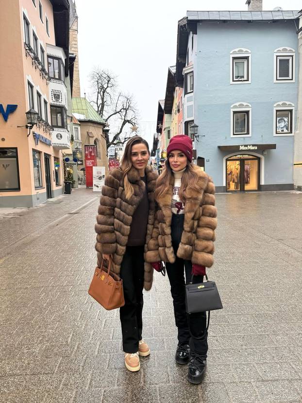 FOTO Skijanje, fina hrana i jako kratka haljinica: Evo kako se Severina provodi u Austriji
