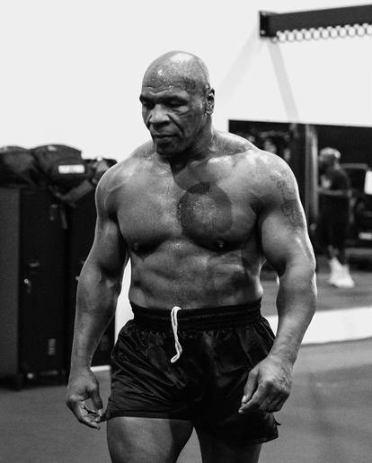 FOTO Kakva mrcina! Mike Tyson šokirao transformacijom uoči borbe protiv 30 godina mlađeg