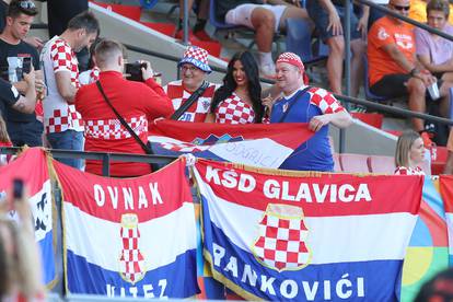 Rotterdam: Ivana Knoll došla je bodriti hrvatsku nogometnu reprezentaciju u polufinalu Lige nacija
