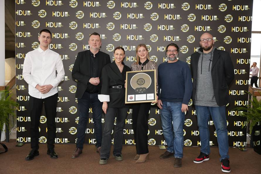 HDU dodijelio 'Novu ploču': U Lisinskom nagradu dobili Siniša Škarica, Psihomodo pop i drugi