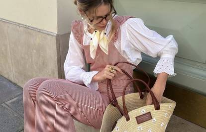 Bež ceker inspiriran boho stilom u ulozi zanimljive gradske torbe