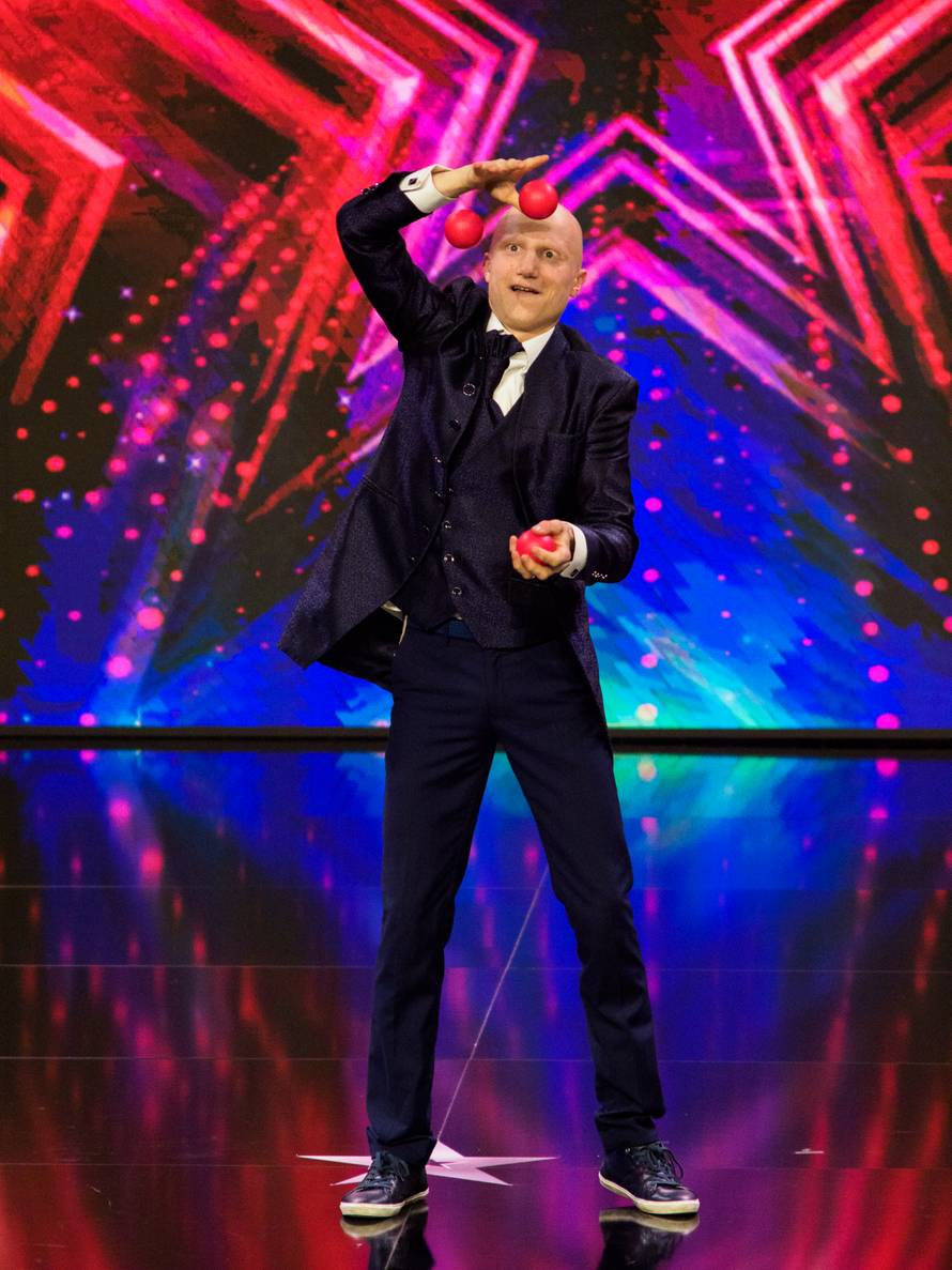 Žongler: 'Zbog ringova sam se znao porezati između prstiju'