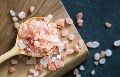Benefiti i mitovi: Je li ružičasta himalajska sol bolja od obične?