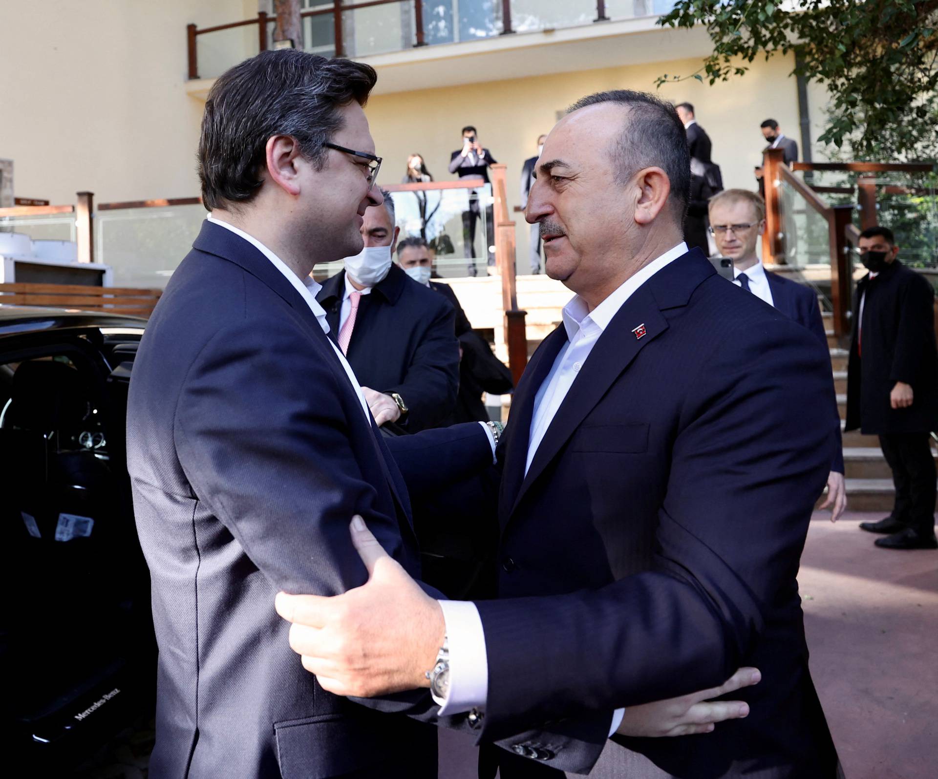 Turkish and Ukrainian Foreign Ministers meet in Antalya