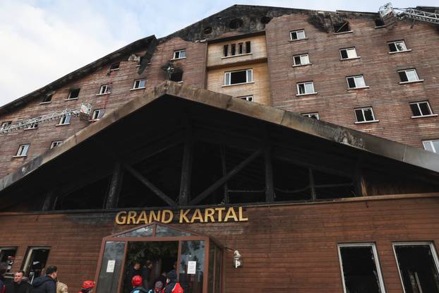 Fire at a hotel in the ski resort of Kartalkaya in Bolu
