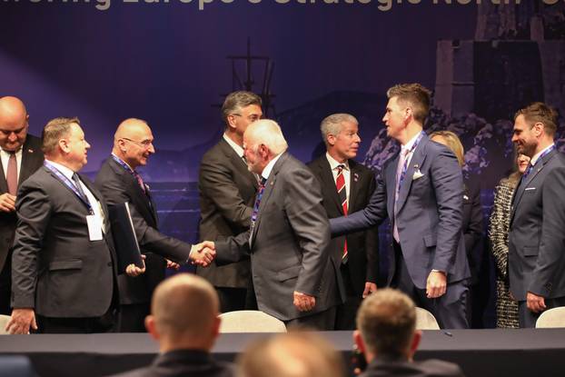 Dubrovnik: U sklopu Inicijative triju mora potpisan sporazum u području energetike, prometa, tehnologije, financija i porezne politike