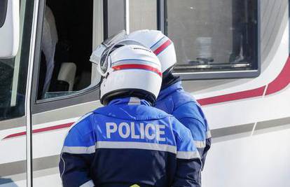Policija istražuje požar u ruskoj pravoslavnoj crkvi u Parizu
