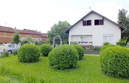 Razbojnici prijetili oružjem i starici uzeli veći iznos deviza 