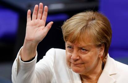 Merkel i Kurz suglasni da treba jačati nadzor nad granicom EU