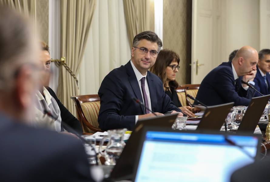 Zagreb: Redovna sjednica Vlade RH odrÅ¾ana je u Banskim dvorima