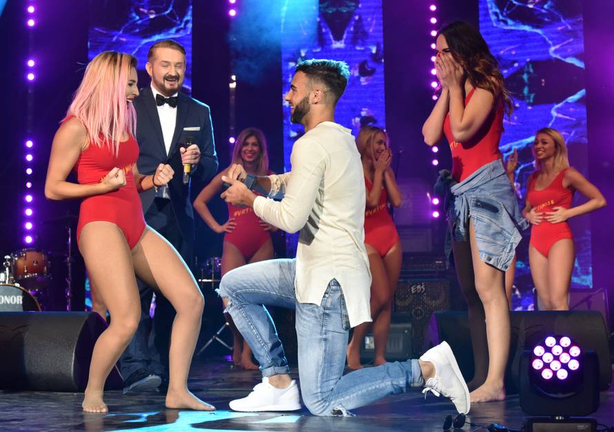 Romantika na bini: Lana svojoj plesačici priuštila iznenađenje