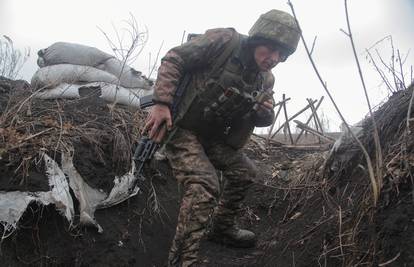 Rusija odbija povući vojsku s granice s Ukrajinom: 'Naša vojna kretanja su primjerena'