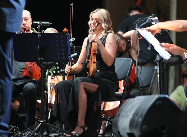 Šibenik: Prva večer 26. festivala Dalmatinske šansone 