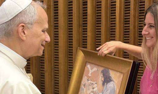 Slikarica Eva nakon susreta s Papom: 'Zasuzio je slušajući kako je slika nastala'