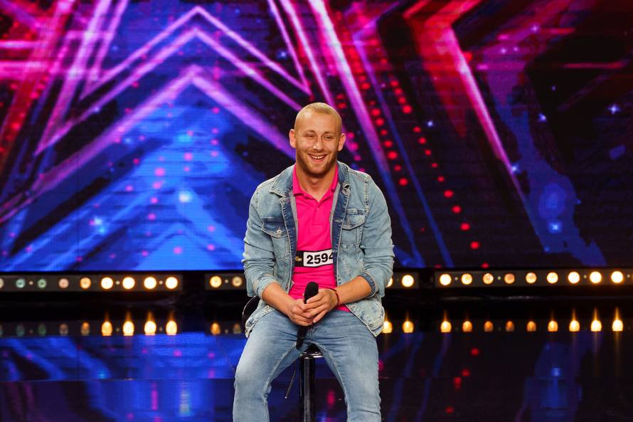 Farija Gaši (12) osvojila zlatni gumb, plesač zaprepastio žiri, a Smotanko ih nasmijao do suza