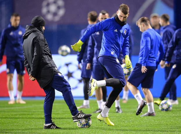 Zagreb: Nogometaši Dinama odradili trening na Maksimiru uoči utakmice protiv Šahtara