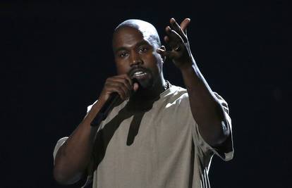 Kanye West prodat će odjeću Gapa, Balenciage i Adidasa za 146 kuna: Ima poseban razlog