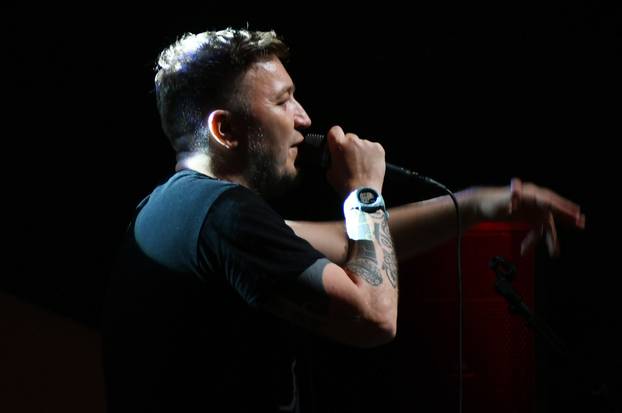 Sisak: Edo Maajka nastupio na 9. Festivalu piva