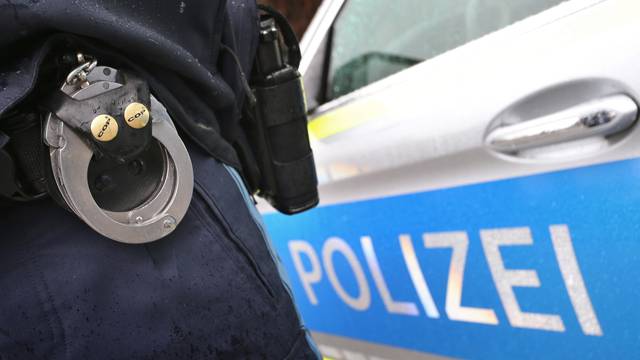 Njemačka: 11 ljudi uhićeno zbog pedofilije, snimali zlostavljanje