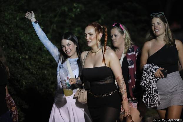 Split: Dolazak partijanera na drugu večer Ultra Europe festivala 2025.