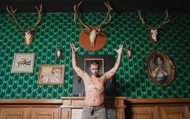 FOTO Ovo još niste vidjeli! Evo kako su naši slavni pozirali