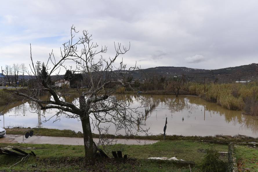 'Dvorište mi se pretvorilo u jezero, nisam mogao na cestu'