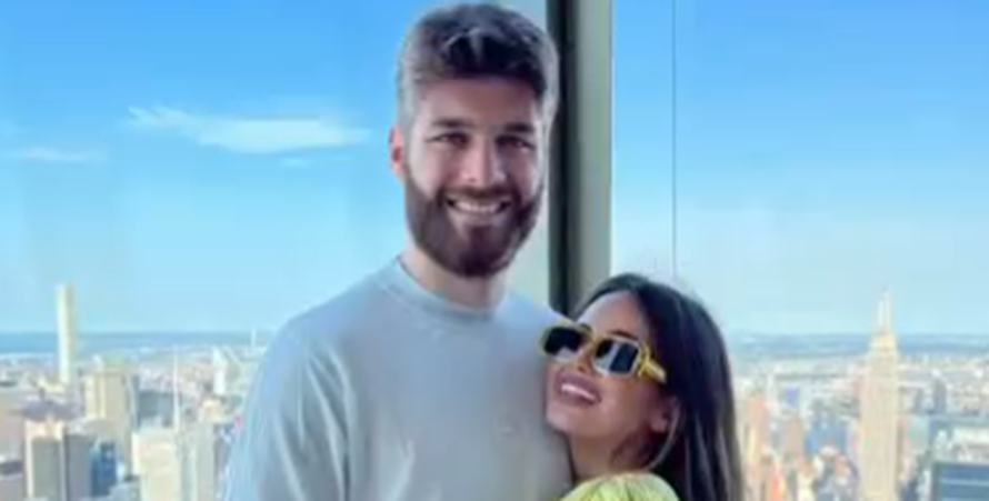 Ćaleta Car i supruga Adriana sele se u Ujedinjeno Kraljevstvo