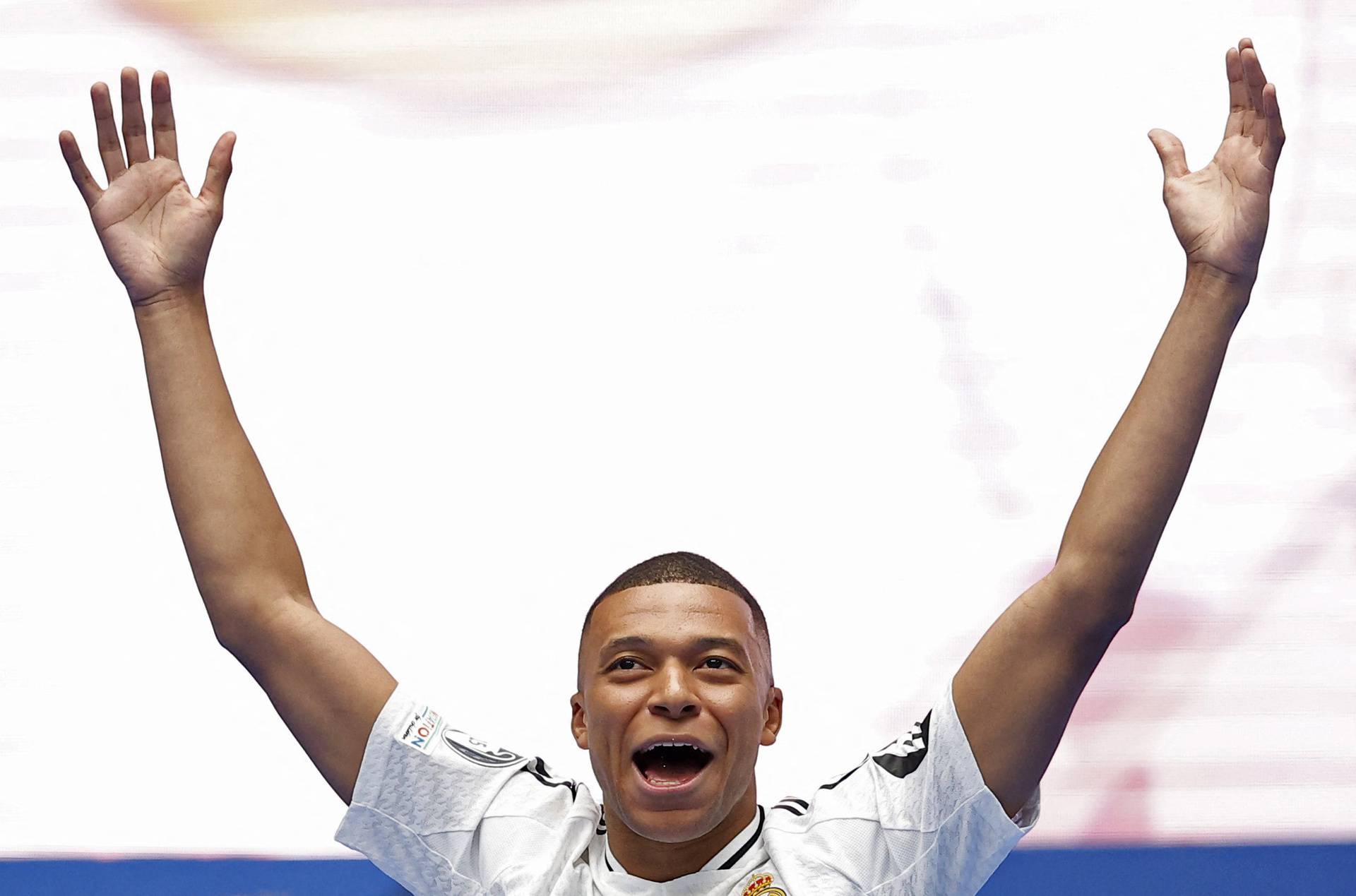 Real Madrid unveil Kylian Mbappe