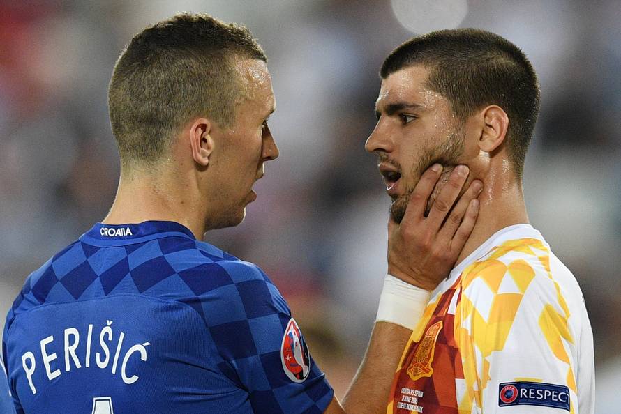 Croatia v Spain - Group D: UEFA Euro 2016