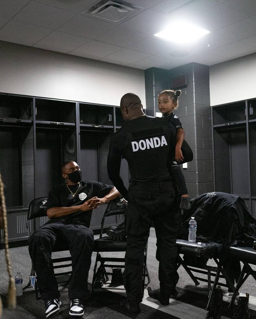 Kanye je varao Kim za vrijeme braka? Otkrio detalje o svemu na svom novom albumu 'Donda'