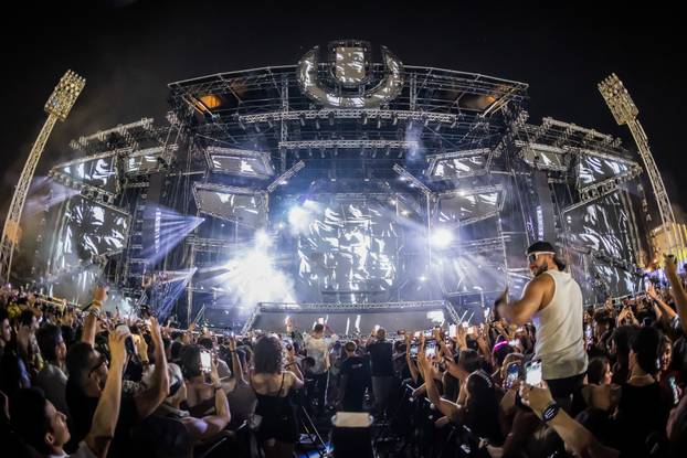 Split - Treca Vecer Ultra Festivala. DJ  Martin Garrix