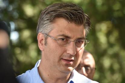 Plenković na Danima piva: Milanović promašio kampanju