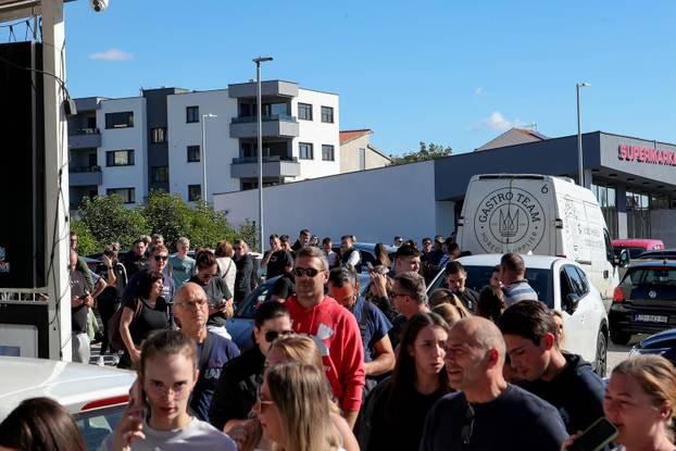 Zadar: Krenula je prodaja ulaznica za Thompsonov koncert u Zadru