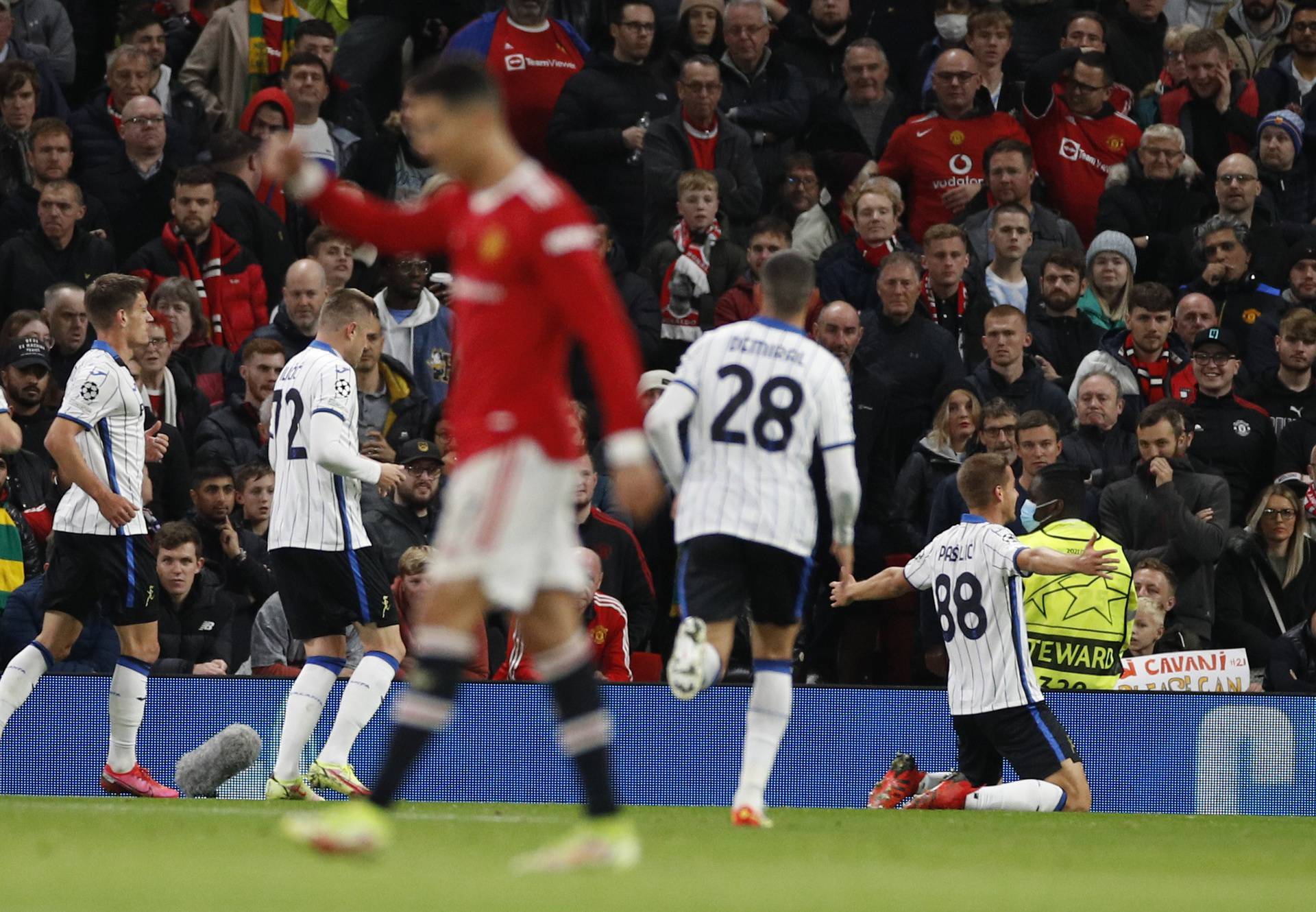 Champions League - Group F - Manchester United v Atalanta