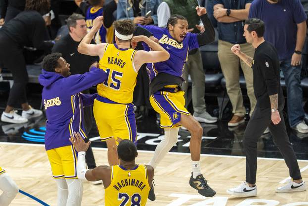NBA: Los Angeles Lakers at Minnesota Timberwolves
